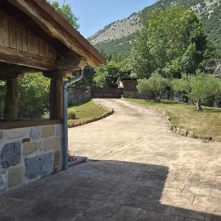 Caserio Solaguren Parque Natural Urkiola Chalet *